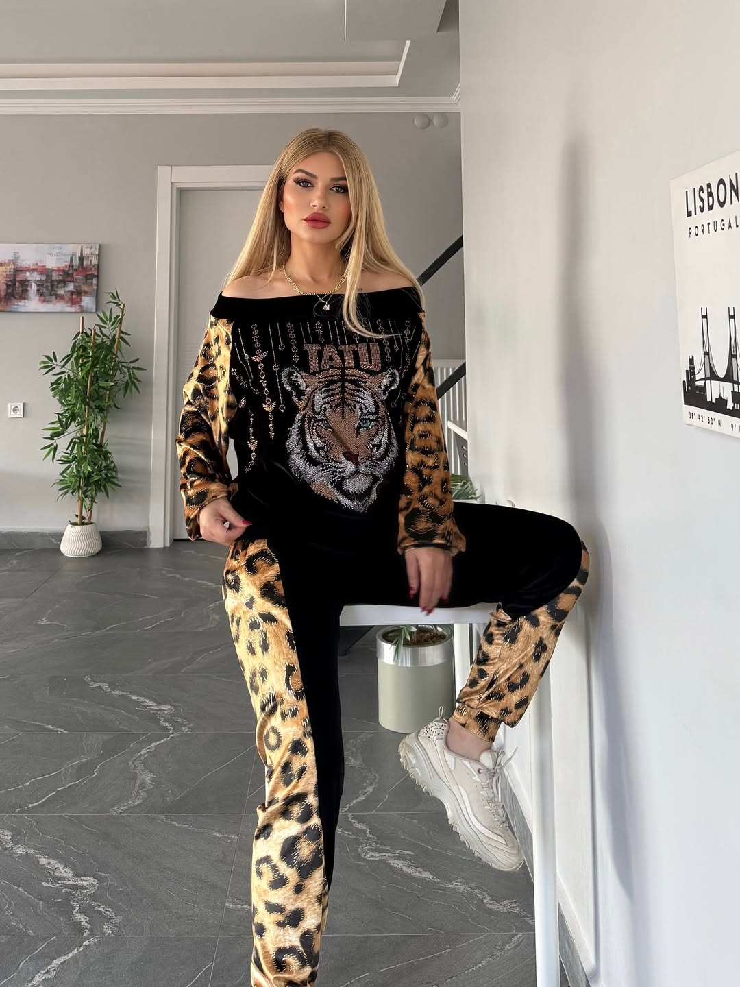 Ženska modna športna obleka z leopardjim potiskom in tigrovo glavo-SI