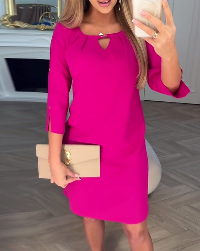 Elegantna, vienspalvė, preprosta V oblika obleka.-LT