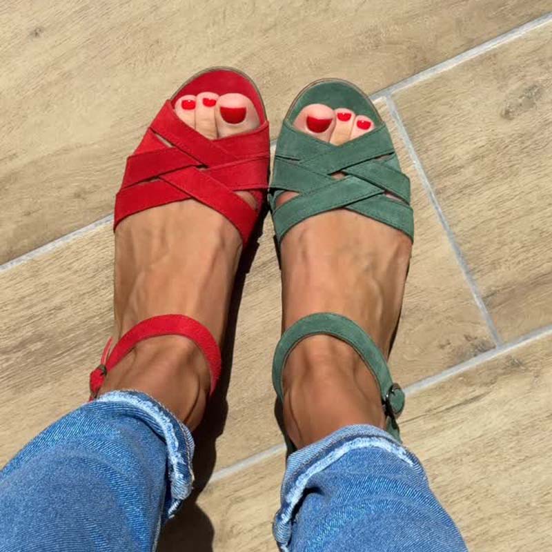 Sandalias con hebilla hueca para mujer-ES