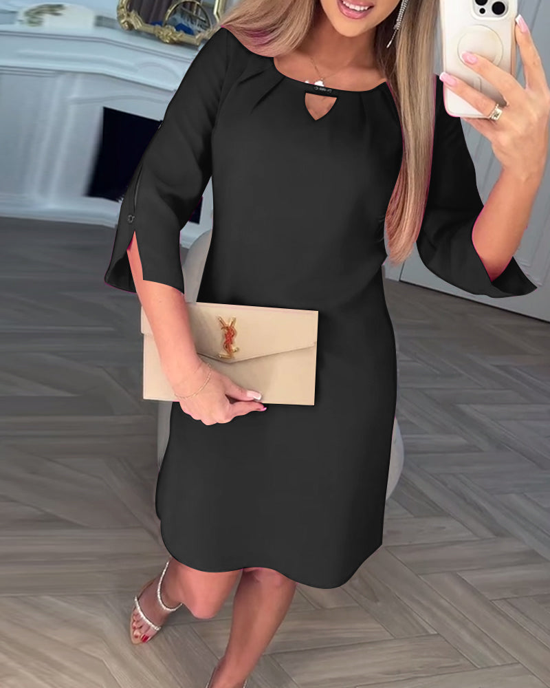 Elegantna, vienspalvė, preprosta V oblika obleka.-LT