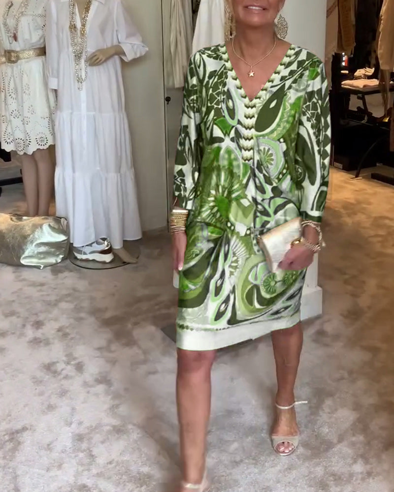 Φόρεμα με V-λαιμόκοψη και Vintage Στάμπα-GR