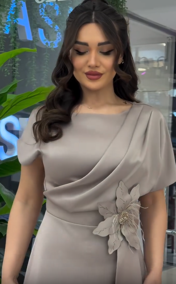 🌼Moteriška gėlėto, seksualaus rašto ir temperamento suknelė-LT