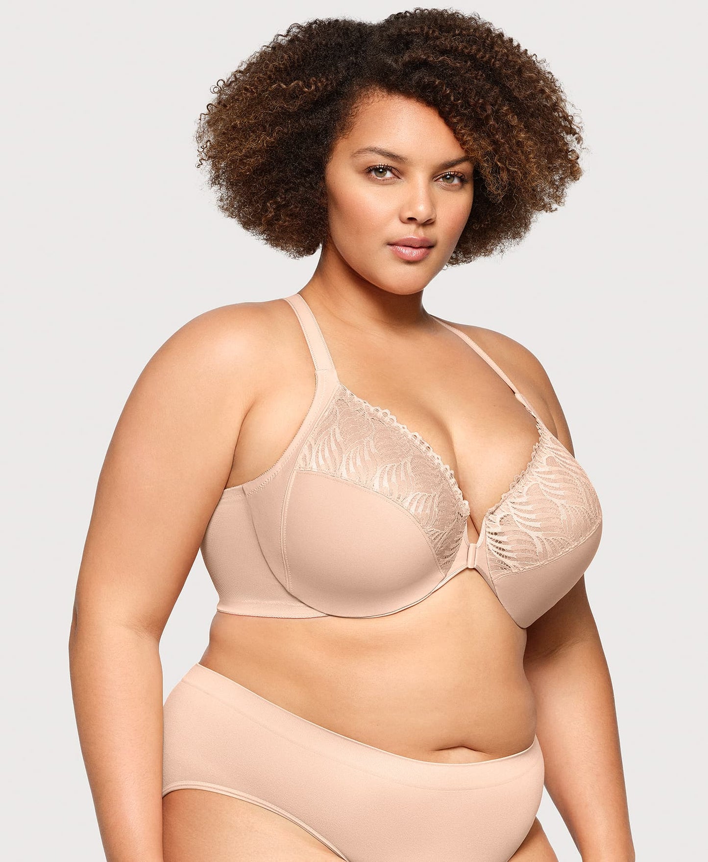 „Triumph“ – (4 vnt.) – 💖Priekyje užsegama ir T formos iškirpte liemenėlė-LT