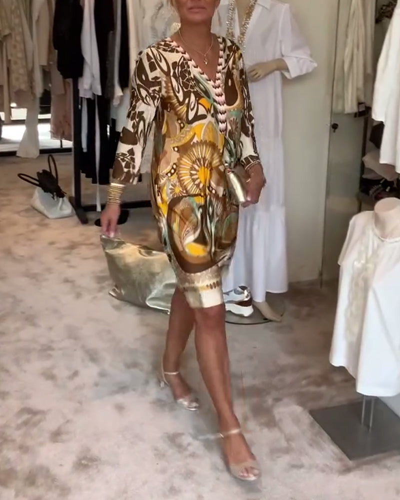 Φόρεμα με V-λαιμόκοψη και Vintage Στάμπα-GR