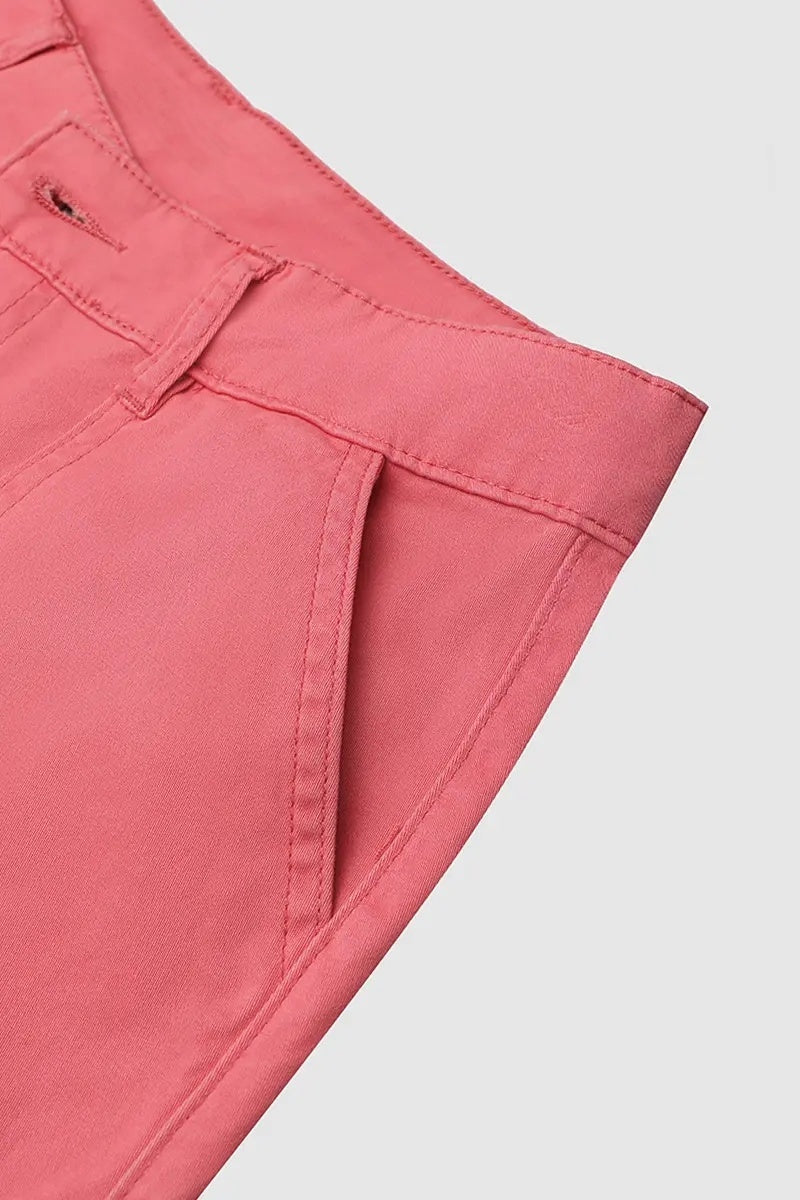 Παντελόνι κάπρι με τσέπες και ψηλή μέση, πιέτες στο κάτω μέρος και αρκετές τσέπες-GR