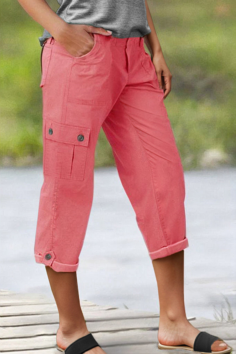 Παντελόνι κάπρι με τσέπες και ψηλή μέση, πιέτες στο κάτω μέρος και αρκετές τσέπες-GR