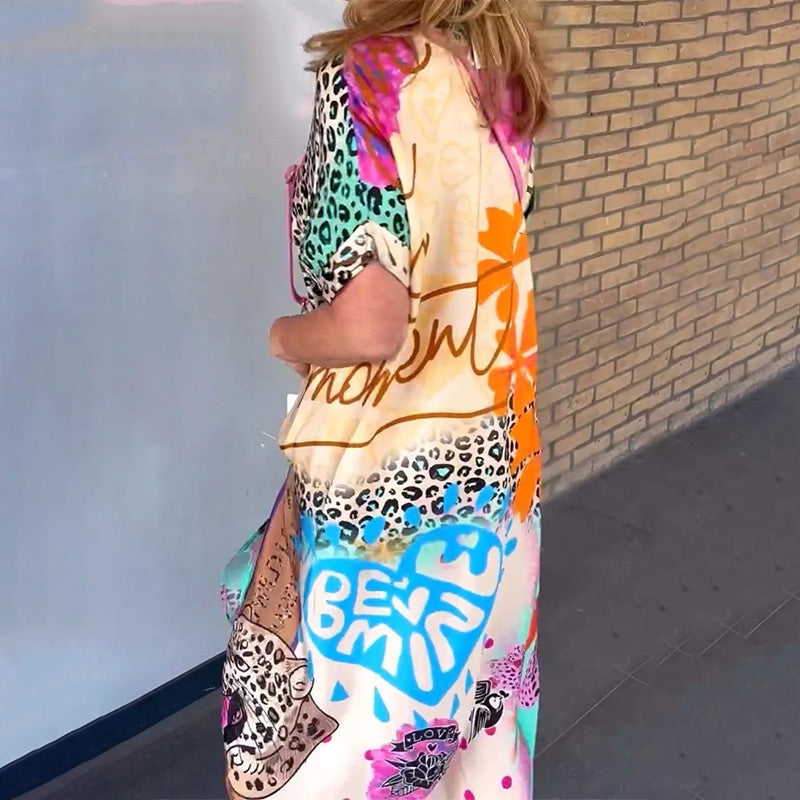 Vestido veraniego vaporoso con escote en pico.-ES