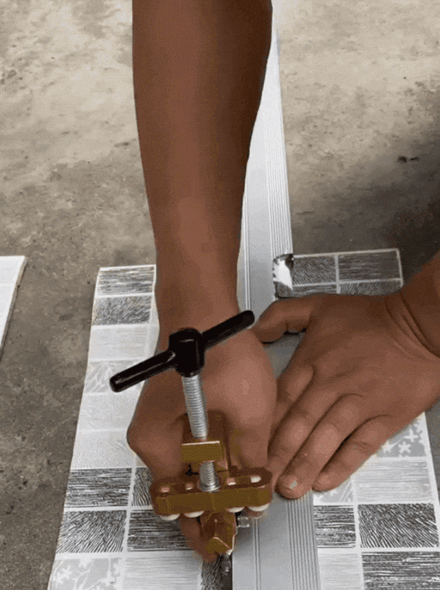 Rezalnik stekla in ploščic - GR 